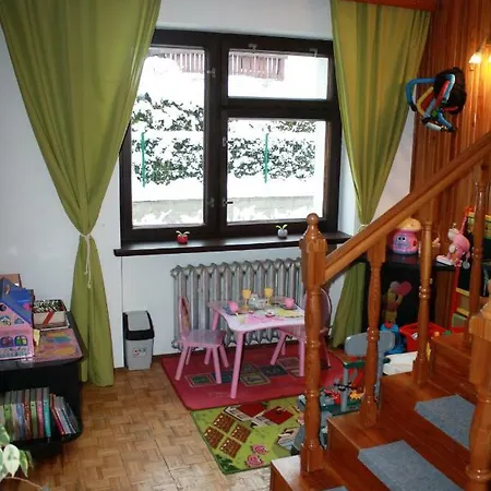 Willa Z Widokiem Na Beskidy *